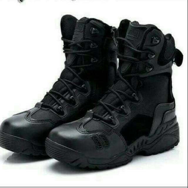 Sepatu magnum elite spider black 8inc