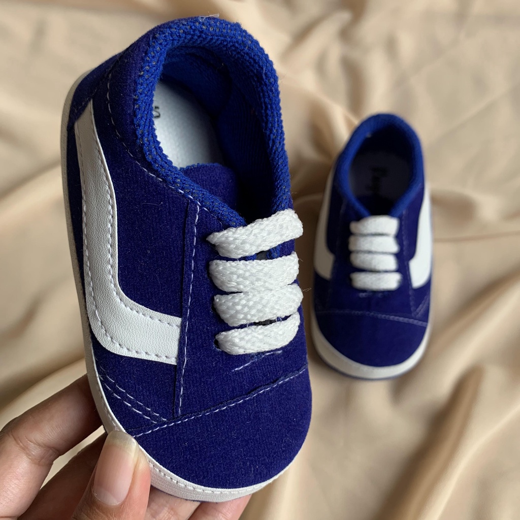 Prewalker Shoes Boy / Sepatu Vans Anak / Sepatu Import Keren Bayi Cowo SEPATU PREWALKER BABY UNISEX MODEL VANS (0-12 BULAN) TERBARU TERLARIS SEPATU ANAK TETAH TERMURAH TERLARIS SEPATU SNEAKERS BAYI BELAJAR BERJALAN EMPUK RINGAN ANTI SLIP PREWALKER VANS