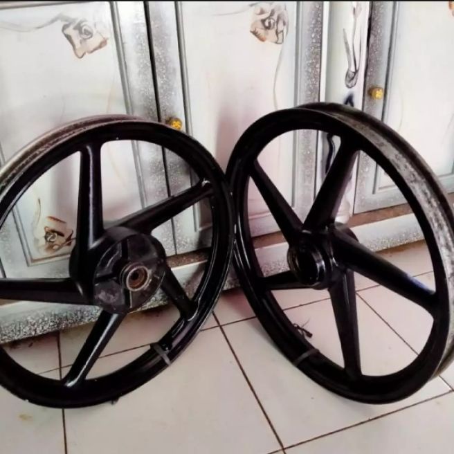 Velg Pelk Depan Belakang Motor Suzuki Smash / Shogun 110 Original Suzuki Copotan