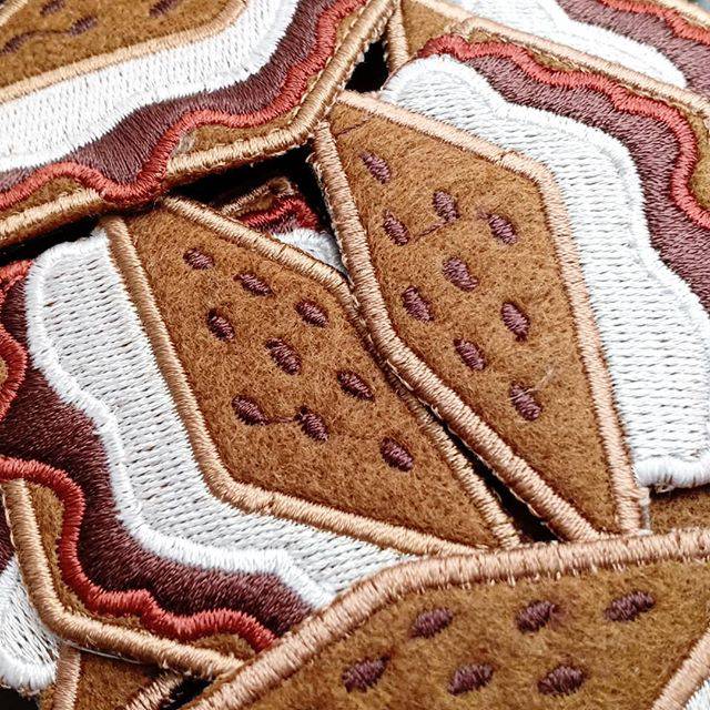 Patch bordir biscuit/patch baju/bordir tempel
