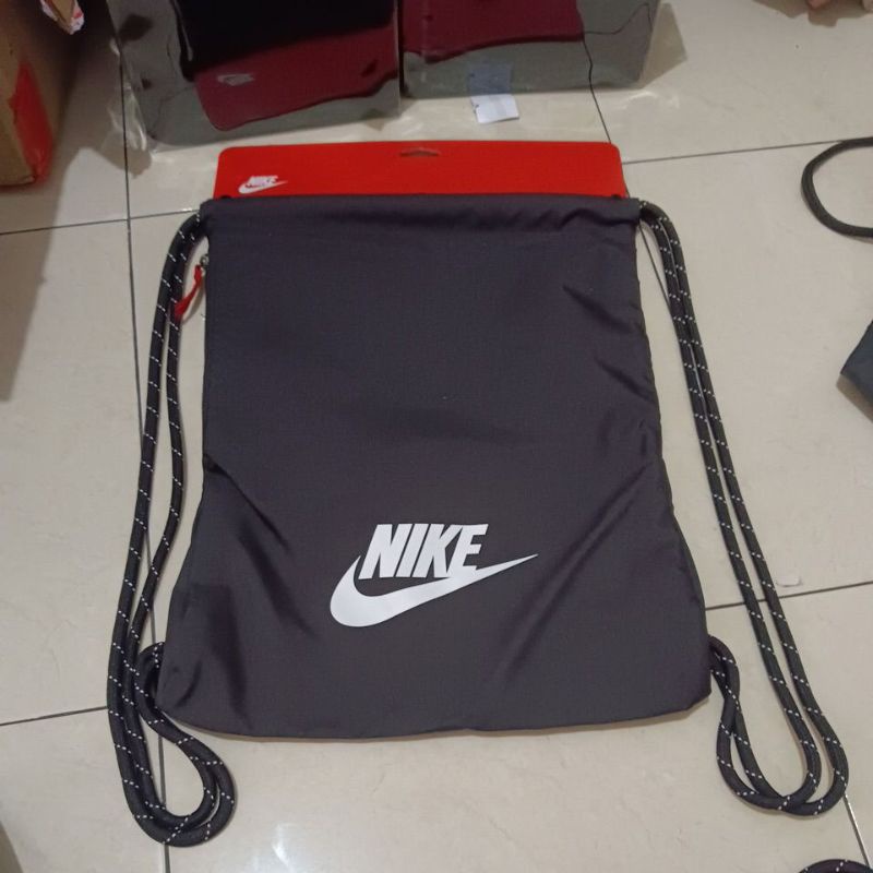 Tas Nike BA5901-010