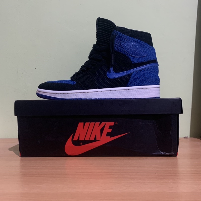 Air Jordan 1 Retro High Royal Flyknit
