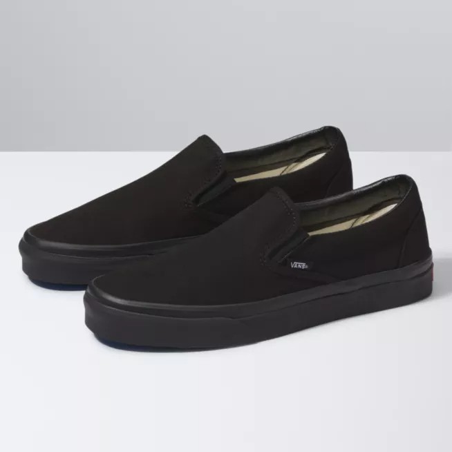 Sepatu Slip On Pria Wanita Hitam Polos Pria Wanita