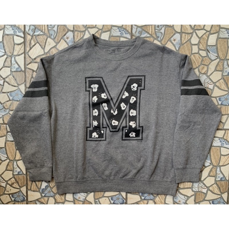 crewneck thrift disney lengan balon second