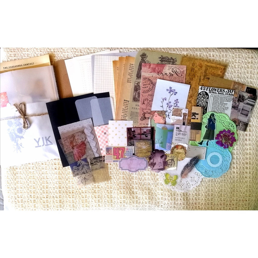 

YJK Silver Journal Kit 50pcs -Scrapbook Journal Kit Vintage Aesthetic Murah
