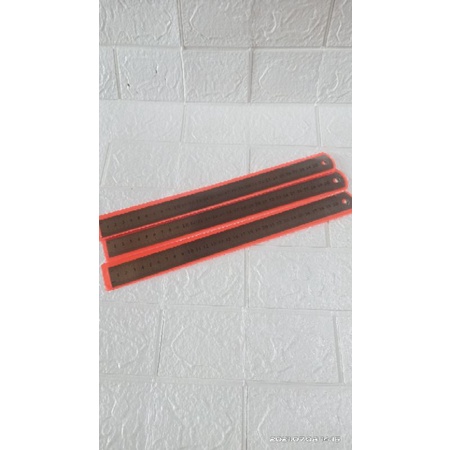 

penggaris besi 30cm rol besi 30cm per 1 pcs