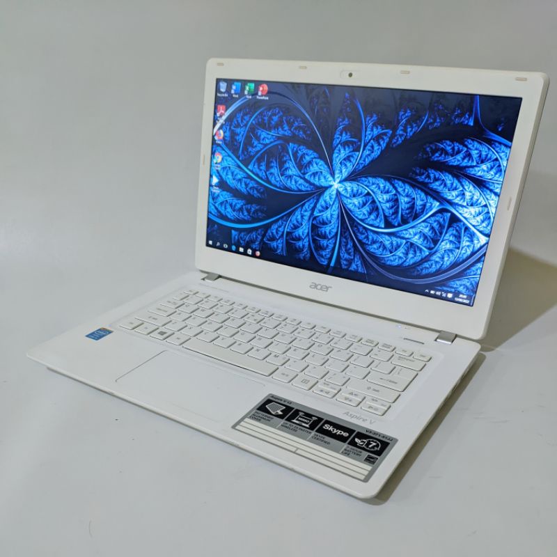 laptop ultrabook acer aspire v3 371 - core i5 4210u - ram 8gb ssd 256gb