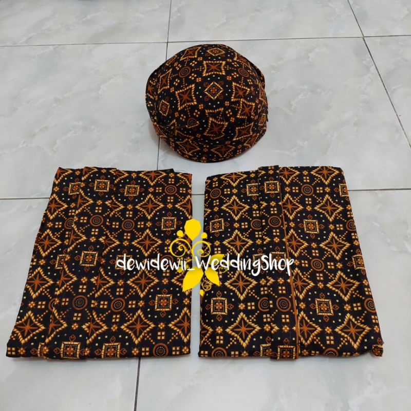 Set Jarik Cewek Cowok + Blangkon, Motif Cakarayam Hitam