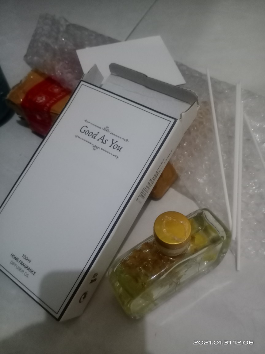 Reed Diffuser 100 Ml Aroma Difuser Dengan Bunga Asli Stick Rattan Rotan Aromatherapy Wiachnn