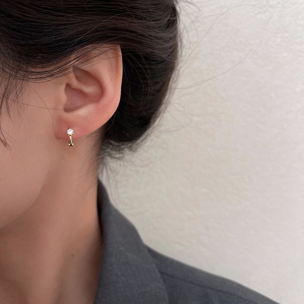 Needway  Korean Circle Ear Buckles Simple Cross Ear studs Rhinestone Hoop Earrings Women Round Shape Elegant Sweet Geometric Exquisite Fashion Jewelry