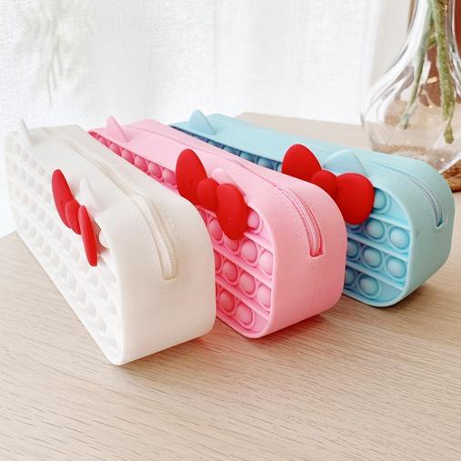

BURUAN ORDER GAN Tasgue - Kotak Pensil Pop it Murah Pita Ribbon Tempat Pensil Pop it murah pmbo824