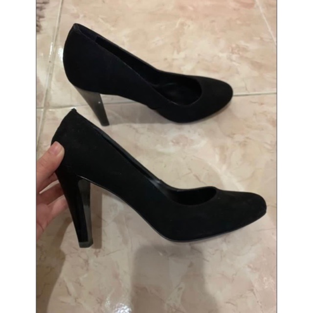 charles & keith heels