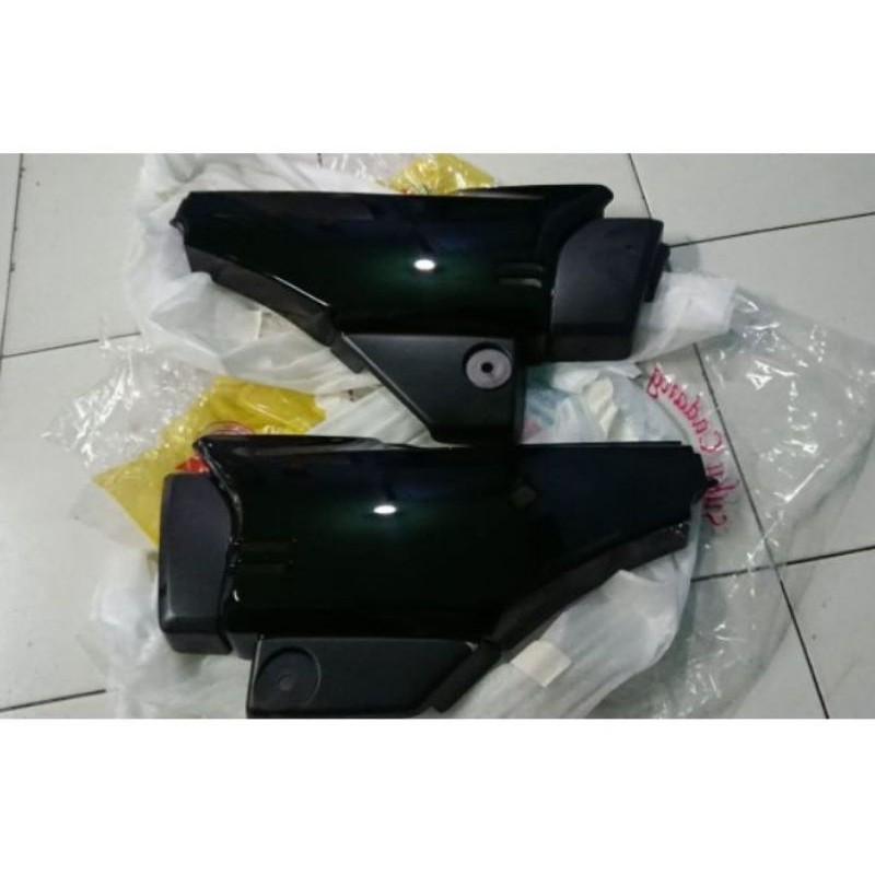 KOVER COVER BODY BOK BOX TUTUP AKI KANAN KIRI GL PRO GL MAX NEOTEC HITAM