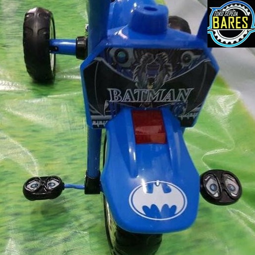 Sepeda Roda Tiga Wimcycle W06A Batman / Tricycle