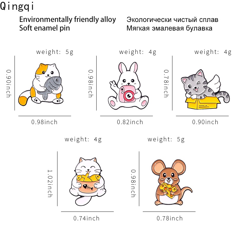 Bros Pin Enamel Bentuk Kartun Kucing / Kelinci / Tikus / Ikan Untuk Aksesoris Tas / Kemeja