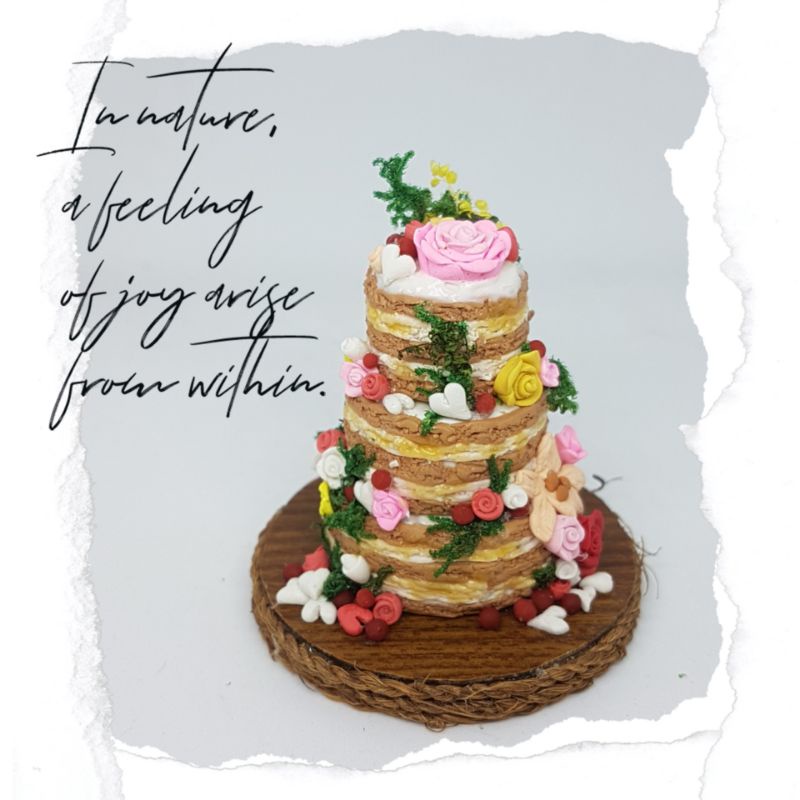 Custom Miniatur Cake