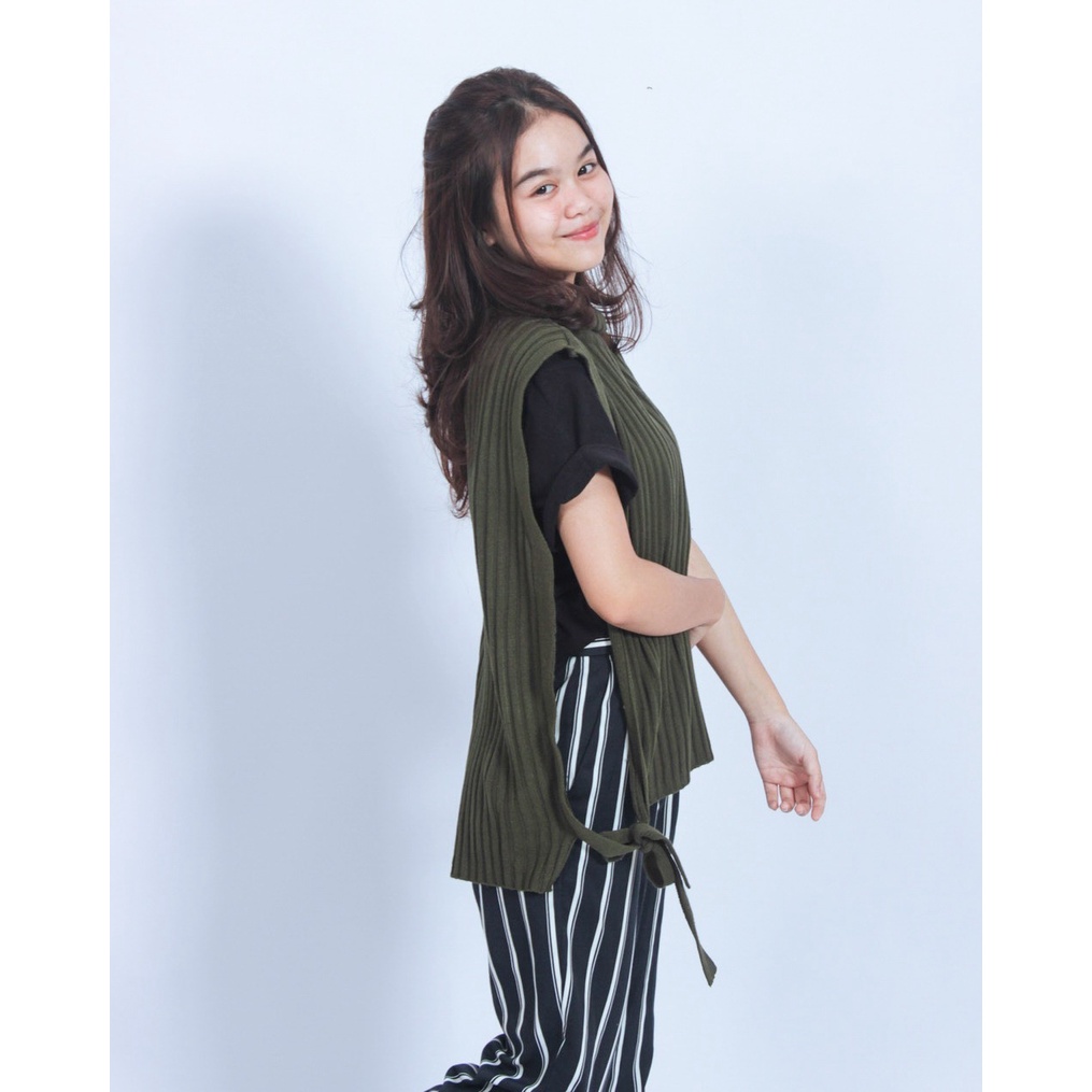 Promo Baju Atasan Wanita Terbaru Rajut Halus YARA Turtleneck Vest