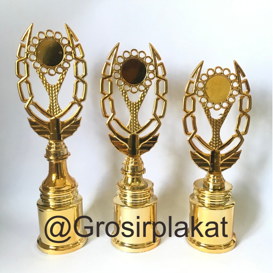 Piala sekolah 1 set