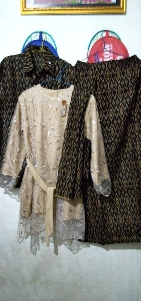 Maura Couple - Sania Ruffle Batik Couple Ori Ndoro Jowi Dnt Garansi Termurah - Kebaya Modern Solo