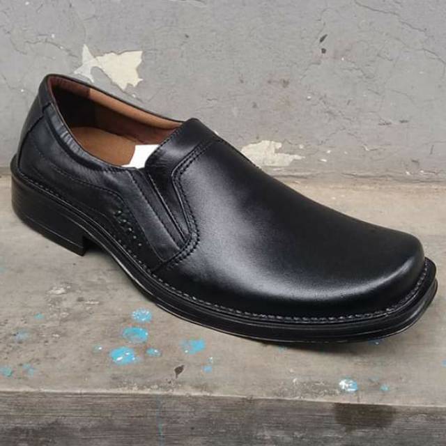 Sepatu pantovel asli kulit termurah Bandung