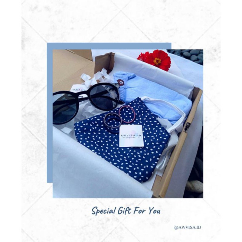 HAMPERS GIFT BOX CEWE WISUDA / GRADUATION ULANG TAHUN