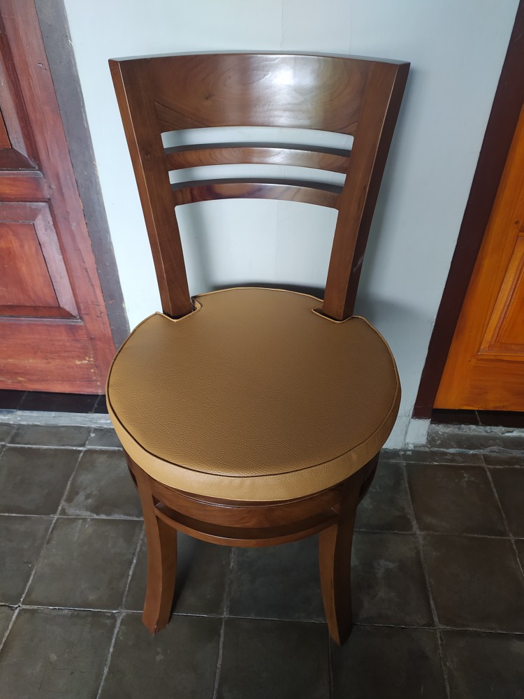 Alas Duduk Lesehan Serbaguna Bahan Oscar Ukuran 45cmx45cmx5cm ,, Harga Per 1 Pcs