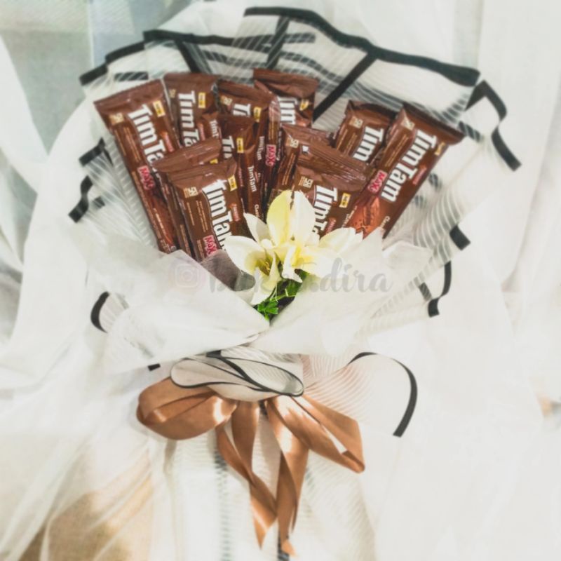 

Buket snack timtam choklat isi 10pcs