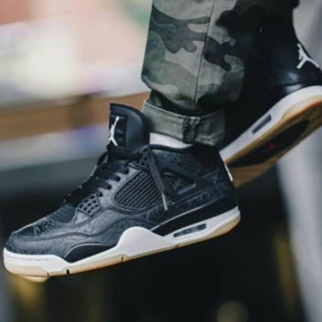 aj4 black laser
