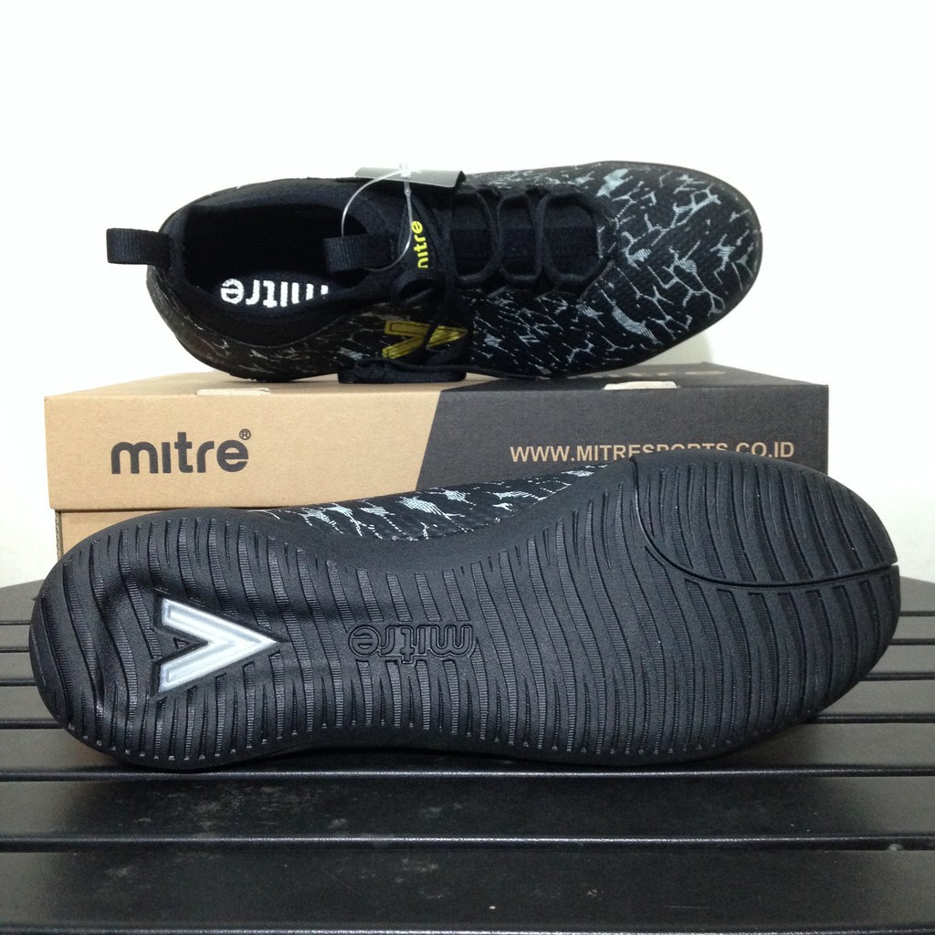 Sale Sepatu Futsal Mitre Command IN Black City Green T01040011 Original BNIB Promoted