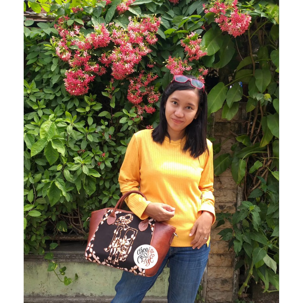 Tas Kulit Rania Wayang Batik