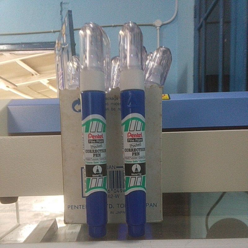 

TIP-X / CORRECTION PEN MERK PENTEL