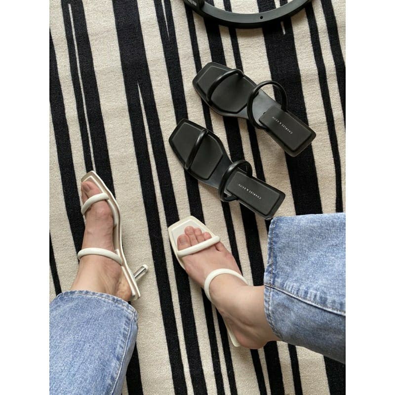 TMC325 SEPATU WANITA CK DOUBLE STRAP KITTEN HEELS