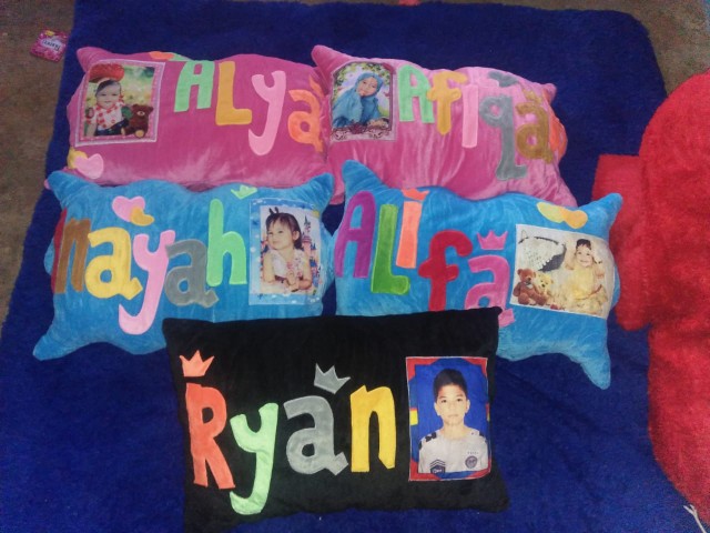 Bantal Nama Atau Guling Nama