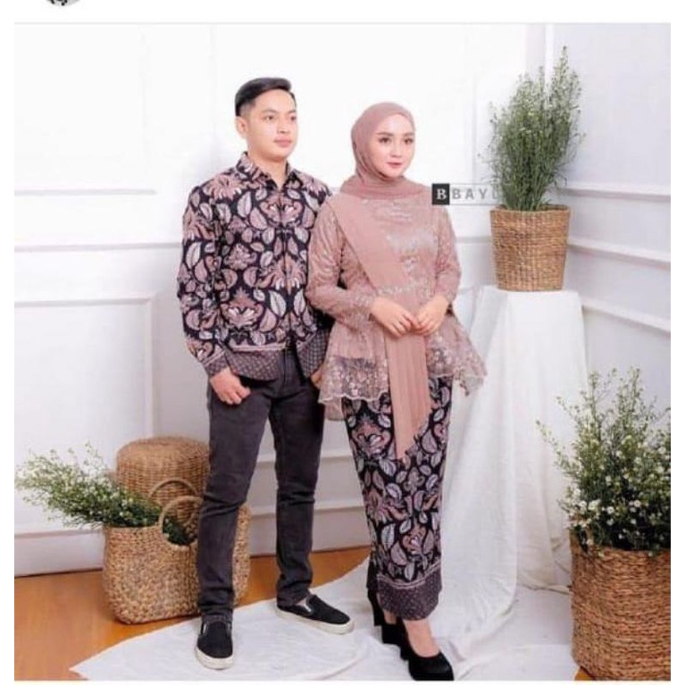 KEBAYA COUPLE MODERN KEBAYA LAMARAN WISUDA TUNANGAN KEBAYA KONDANGAN-SET COUPLE (MOCCA)