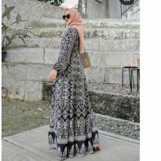 Naomi Dress by Kienka