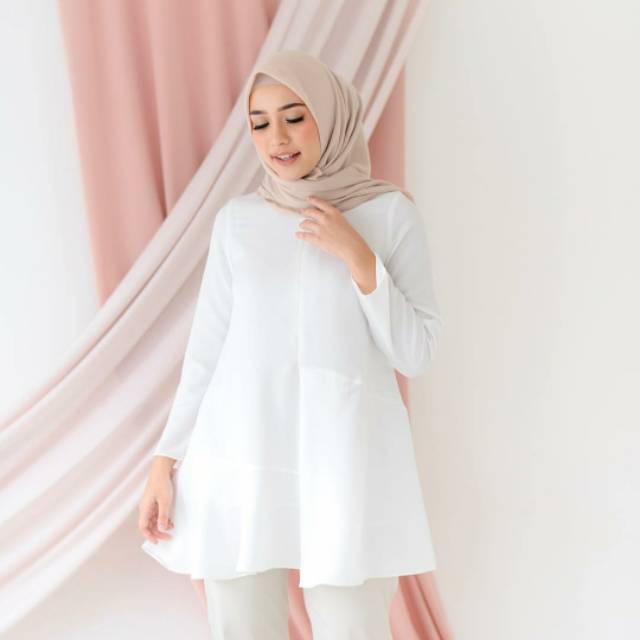 Tyara Tunic by wearing klamby (white S)
