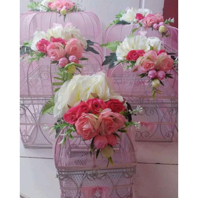 rangkaian bunga seserahan hiasan bunga kotak hantaran bunga hias hantaran bunga hias sangkar besi