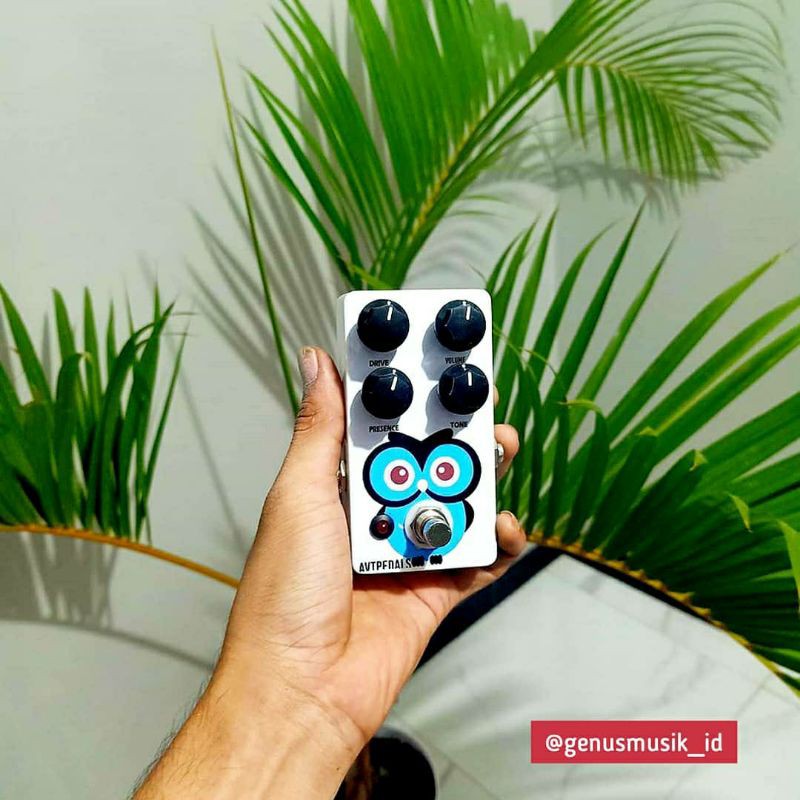 EFEK GITAR OWL OVERDRIVE white design