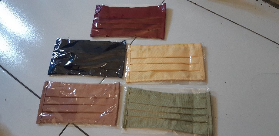 Masker Kain 2ply Bisa Diisi Tisu Tali Karet Earloop