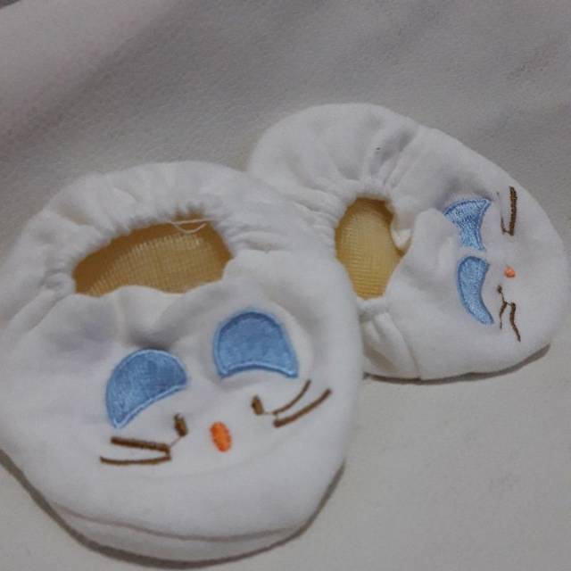 Sepatu Bayi Lembut / 0-3 m / White (preloved/2nd/bekas)