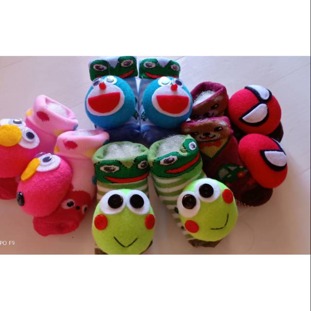 Kaos kaki bayi..1kodi=195000