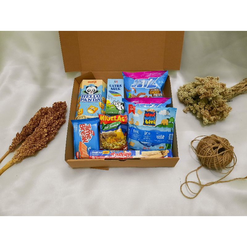 

SNACK BOX GIFT BOX BLUE THEME