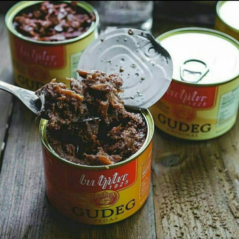 Krecek Mercon dan Gudeg Kaleng Bu Tjitro 1925 Khas Jogja Original