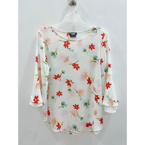 Van hausen bell sleeve print flower blouss