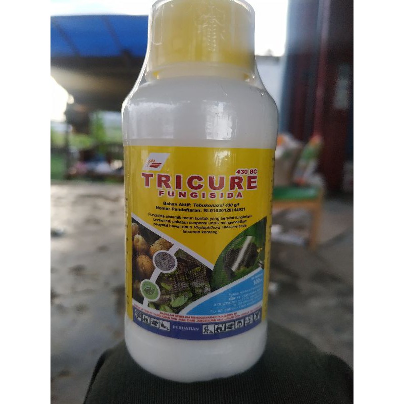 Fungisida Tricure 100ml