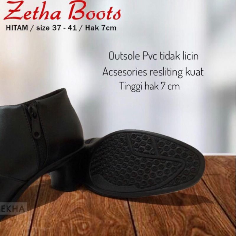 SEPATU BOOTS WANITA/ BOOTS FASHION WANITA/ SEPATU HITAM HAK 7 CM NEW ZHETA 8122