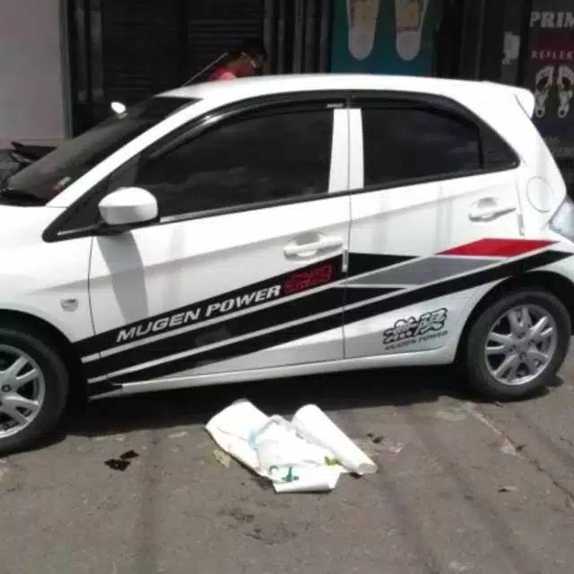 Stiker mobil Honda Brio Mugen power