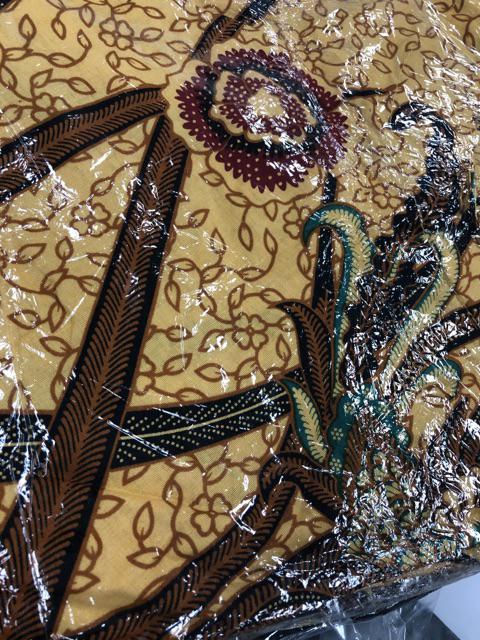 Bajubatik/batikcouple/blousebatik/batiksoloan/batikwanitamodern/batikpekalongan/sogansolo