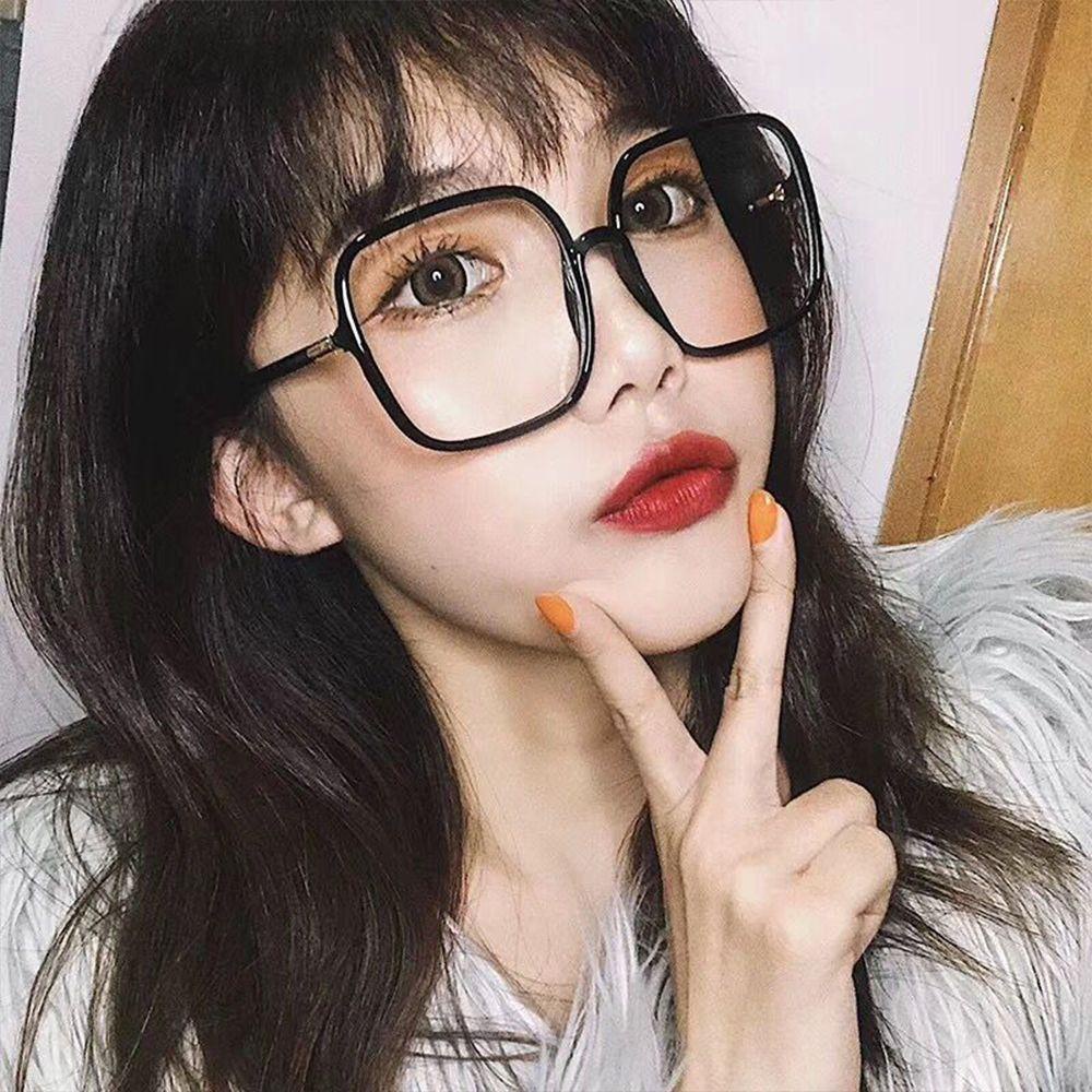 Lily Kacamata Persegi Mode Baru Vision Care Kacamata Optik Oversized Portabel