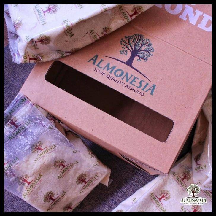 

DISKON TERBATAS !!! BLANCHED EXTRAFINE ALMOND / ALMOND POWDER ALMONESIA 1KG TERLARIS